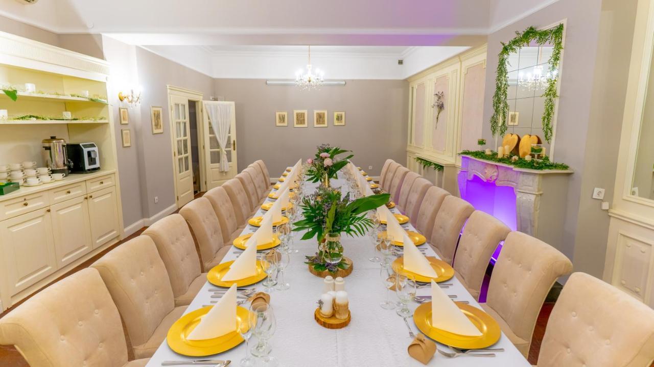 Resovia Residence Hotel*** Rzeszów Εξωτερικό φωτογραφία